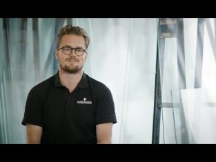 Mattias är glastekniker